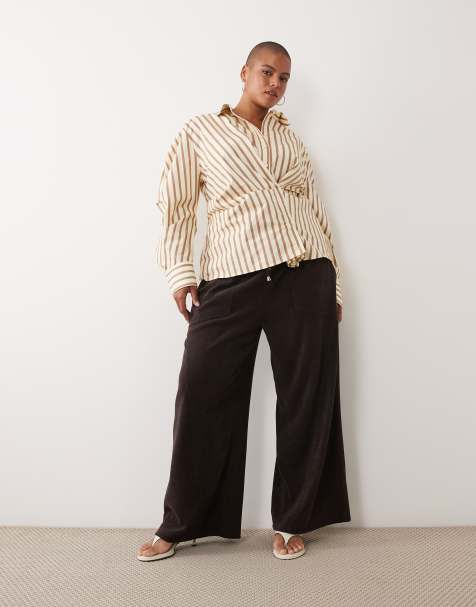 ASOS DESIGN Curve pantalón de pernera ancha con paneles de pana suave en chocolate - view 1