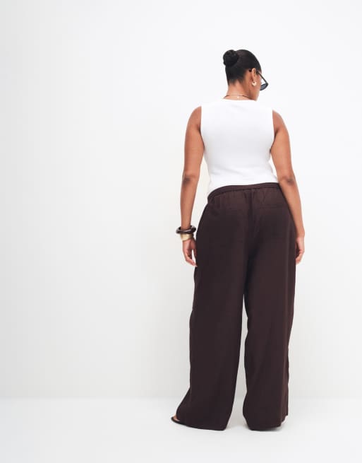 ASOS DESIGN Curve - Pantalon de plage ample en lin mélangé transparent - Chocolat, 5 de 9