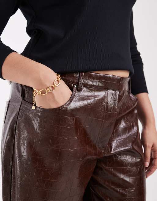 ASOS DESIGN Curve - Pantalon droit ajusté en matière synthétique effet croco - Fauve, 4 de 5
