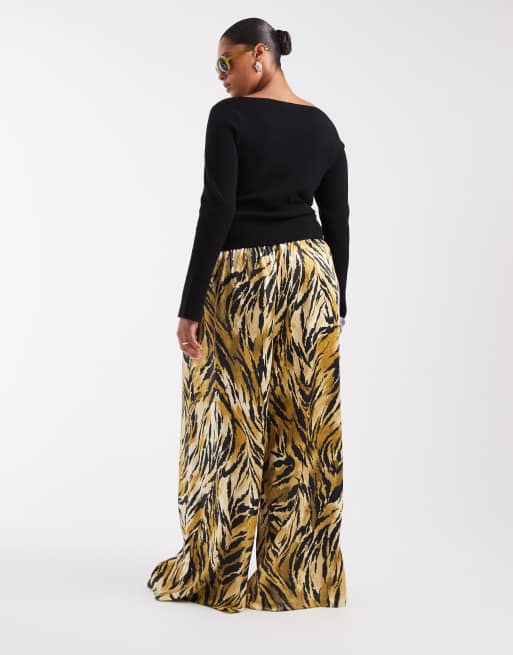 ASOS DESIGN Curve - pantalón palazzo de satén con estampado de tigre, 3 de 5