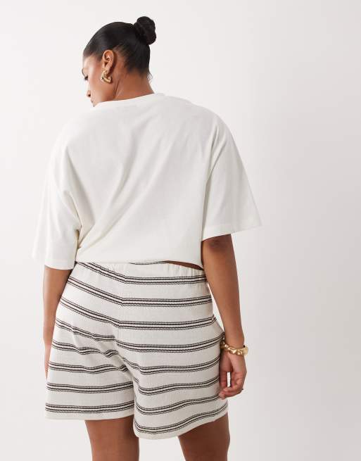 ASOS DESIGN Curve - Pantaloncini mini color cioccolato a righe in coordinato, 5 di 5