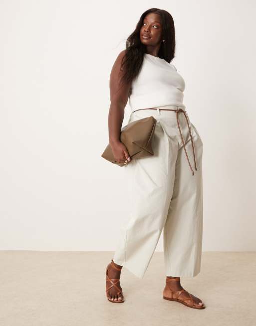 ASOS DESIGN Curve - Pantaloni a cilindro sartoriali color pietra con pieghe