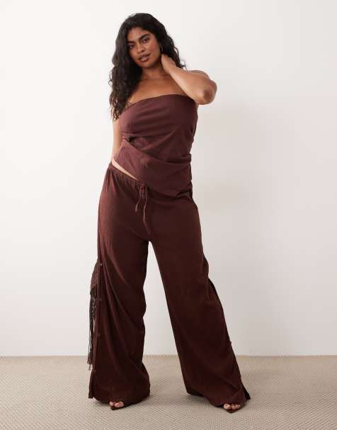 ASOS DESIGN Curve - Pantaloni a fondo ampio in cotone stropicciato color cioccolato - view 1