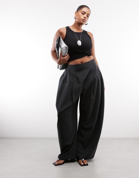 ASOS DESIGN Curve - Pantaloni sartoriali a fondo ampio neri con vita stretta - view 1