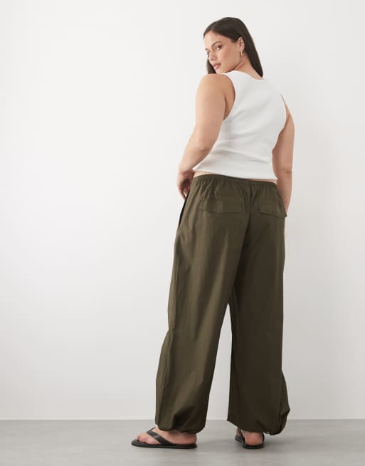 ASOS DESIGN Curve parachute pants with toggle hem detail in khaki, 4 of 5