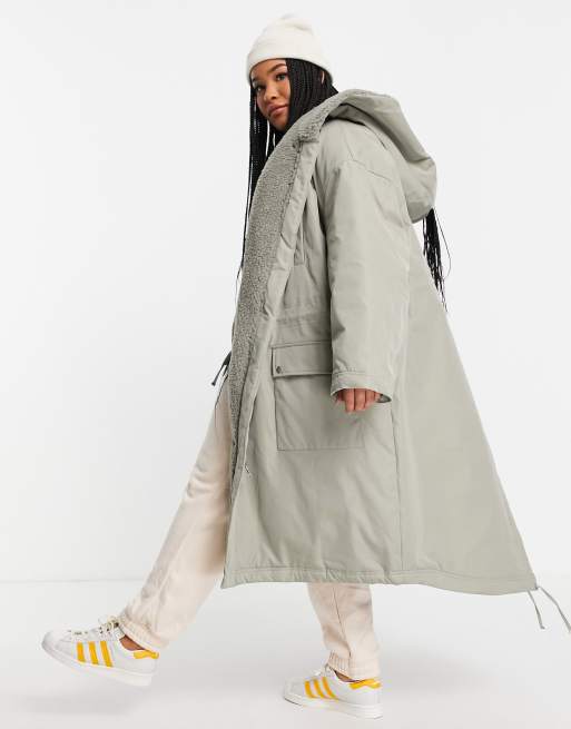 ASOS DESIGN Curve Parka in Khaki mit Wasserfallkragen ASOS