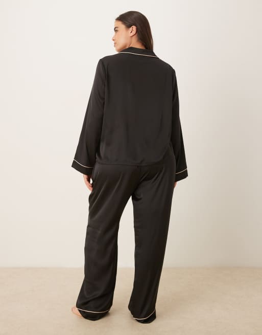ASOS DESIGN Curve - Pigiama in raso nero con camicia e pantaloni, 3 di 4