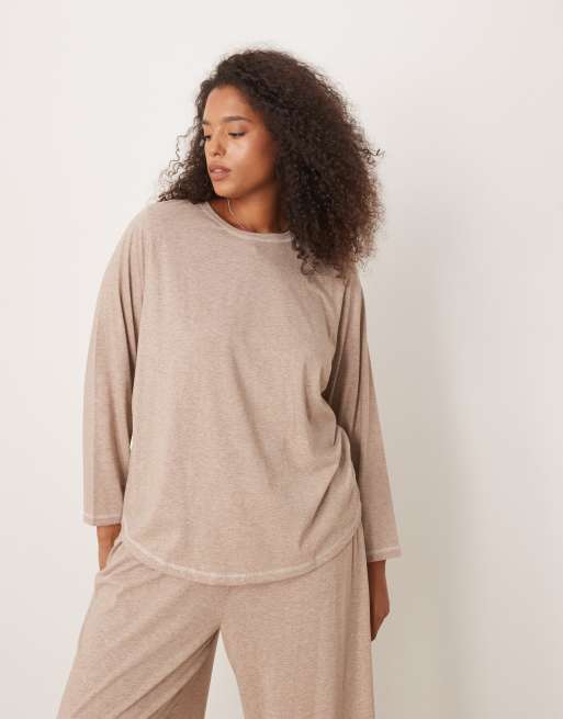 ASOS DESIGN Curve - Pigiama marrone mélange con pantaloni con fondo ampio e top a maniche lunghe, 4 di 4