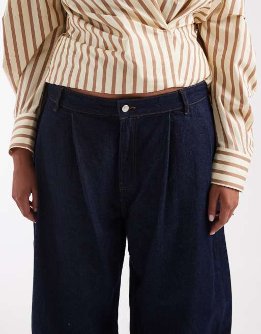 ASOS DESIGN Curve pleat front horseshoe jean in rinse, 5 of 5