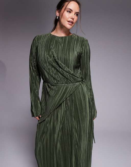 ASOS DESIGN Curve plisse long sleeve wrap tie waist maxi dress in khaki, 4 of 4