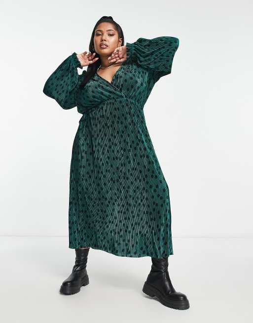 ASOS DESIGN Curve - Plissé midi-wikkeljurk met gestrikte taille in groen met stippen