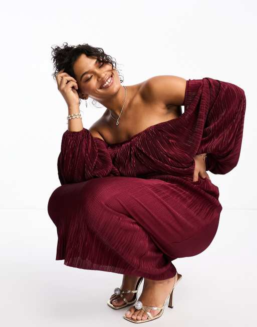 ASOS DESIGN Curve plisse overlay midi dress with open back detail in wine, 2 of 4