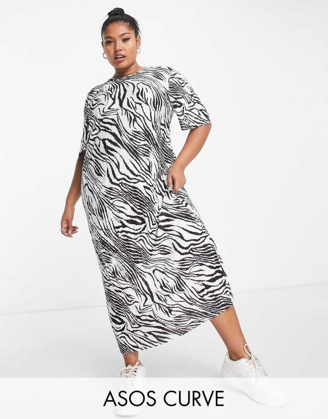 ASOS DESIGN Curve plisse T-shirt midi dress in mono zebra print