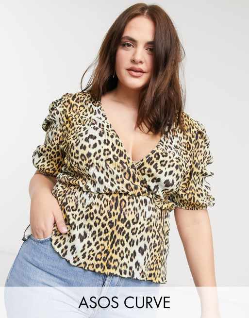 ASOS DESIGN Curve plisse volume sleeve wrap top in leopard print
