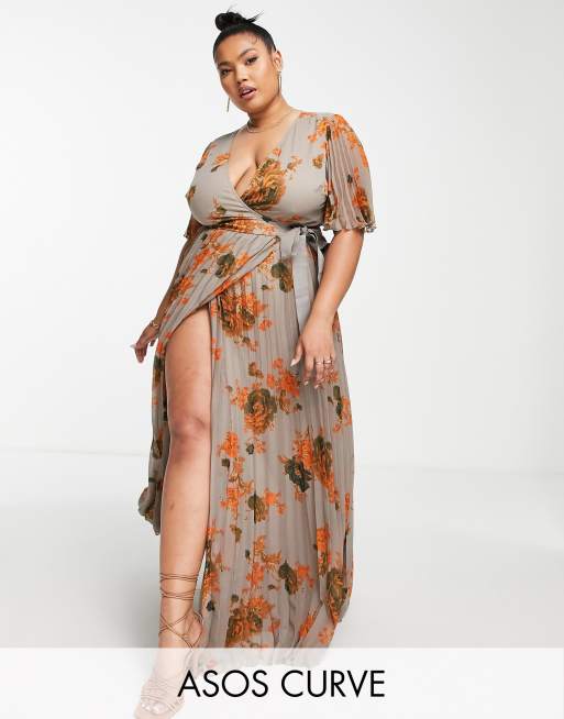 ASOS DESIGN Curve - Plisseret maxikjole med kimonoærmer og bindebånd i taljen i blomsterprint - Kun hos ASOS