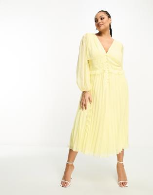 ASOS DESIGN Curve - Plissiertes Midikleid in Pastellgelb mit Knopfleiste, geraffter Taille und Metallic-Noppenstruktur