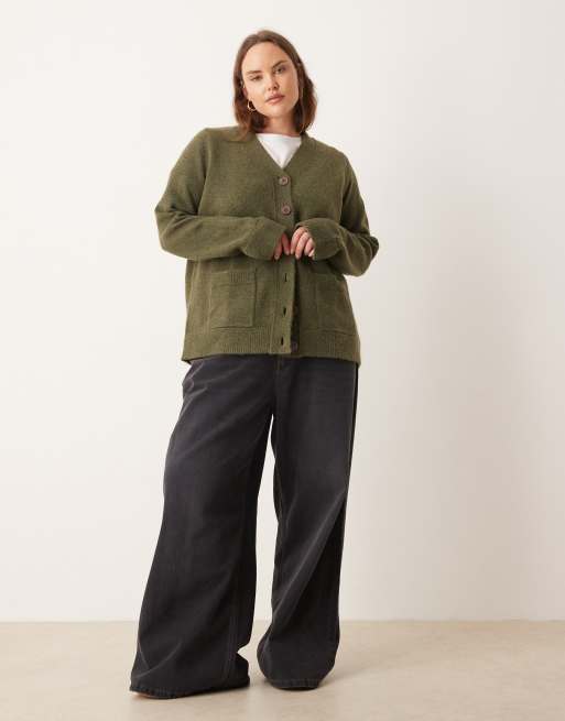 ASOS DESIGN Curve pocketed front boyfriend cardigan in khaki green, 2 of 4