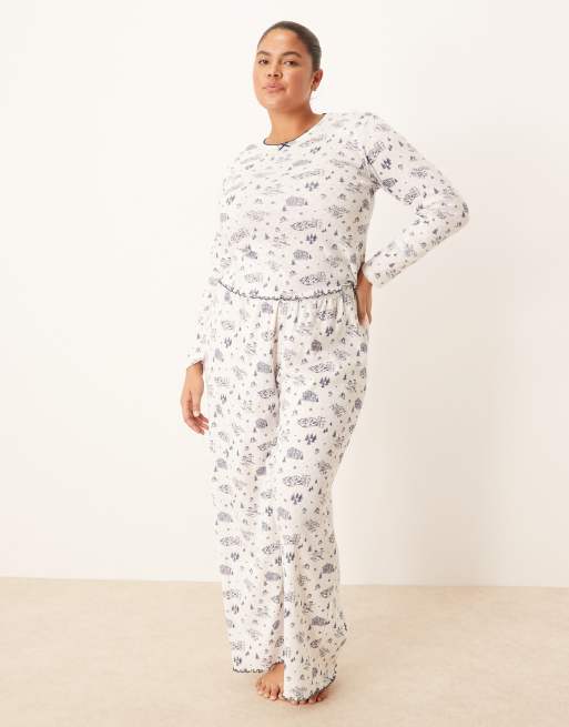 ASOS DESIGN Curve pointelle pajama long sleeve tee and pants set in blue scenic print, 2 of 4