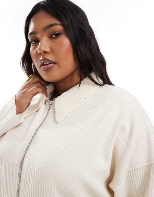 ASOS DESIGN Curve - Polaire en imitation peau de mouton à col et fermeture éclair - Crème, 4 de 4