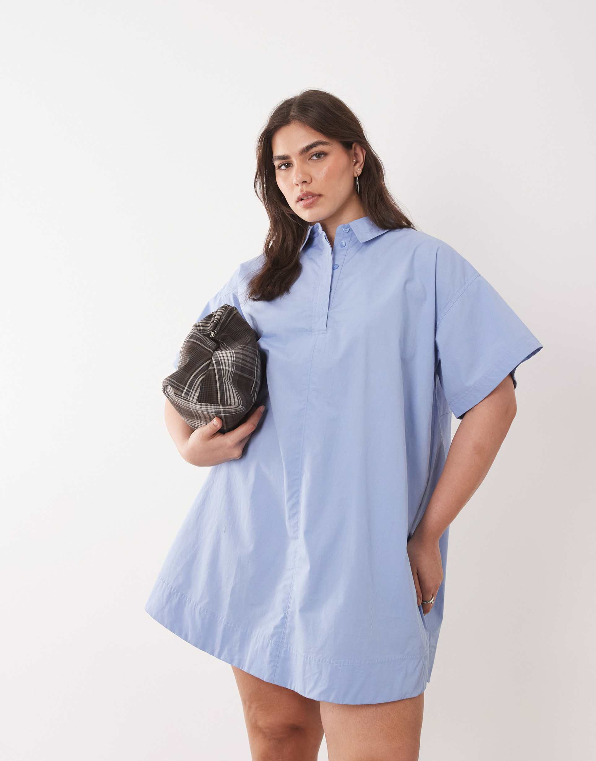 asos design curve poplin relaxed short sleeve mini dress in dusky blue