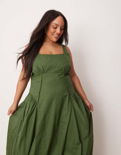 ASOS DESIGN Curve prairie square neck maxi sundress with dropped waist in forest green, 2 of 4
