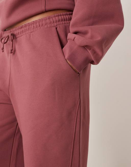 ASOS DESIGN Curve premium 500gsm seamed wide leg jogger in dark rose, 2 of 5