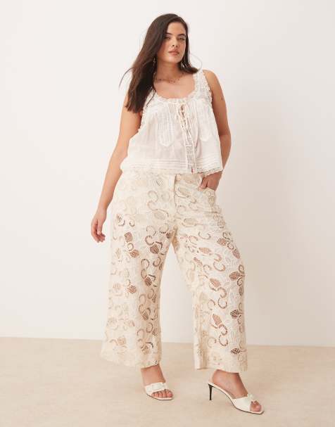 ASOS DESIGN Curve premium culottes in buttermilk floral cutwork - view 1