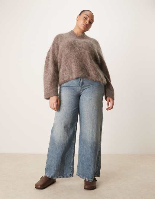 ASOS DESIGN Curve premium mohair wide sleeve jumper with v neck in mocha - BROWN, 2 of 4