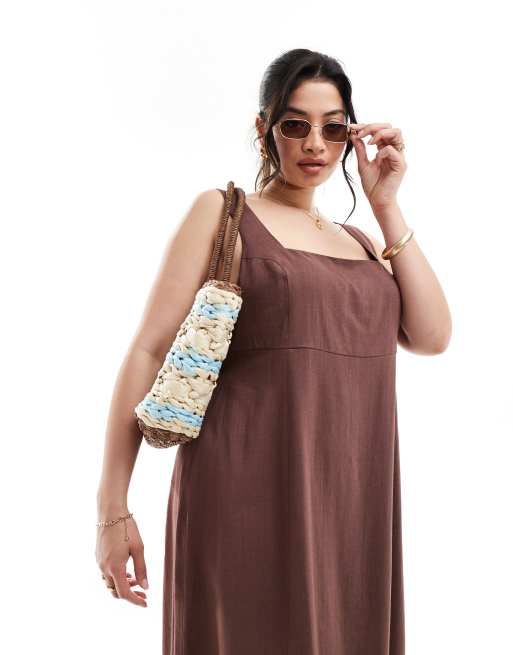 ASOS DESIGN Curve - Prendisole midi cioccolato con scollo squadrato allacciato sul retro, 2 di 4