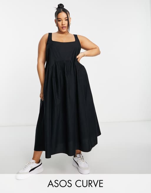 ASOS DESIGN Curve - Prendisole midi stile grembiule nero con scollo squadrato
