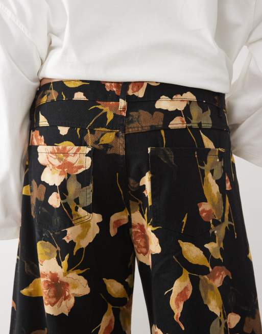 ASOS DESIGN Curve printed barrel leg pant in black floral, 5 of 5