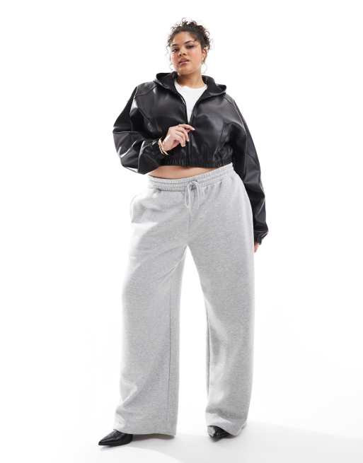 ASOS DESIGN Curve PU cropped zip through hoodie in black, 3 of 4