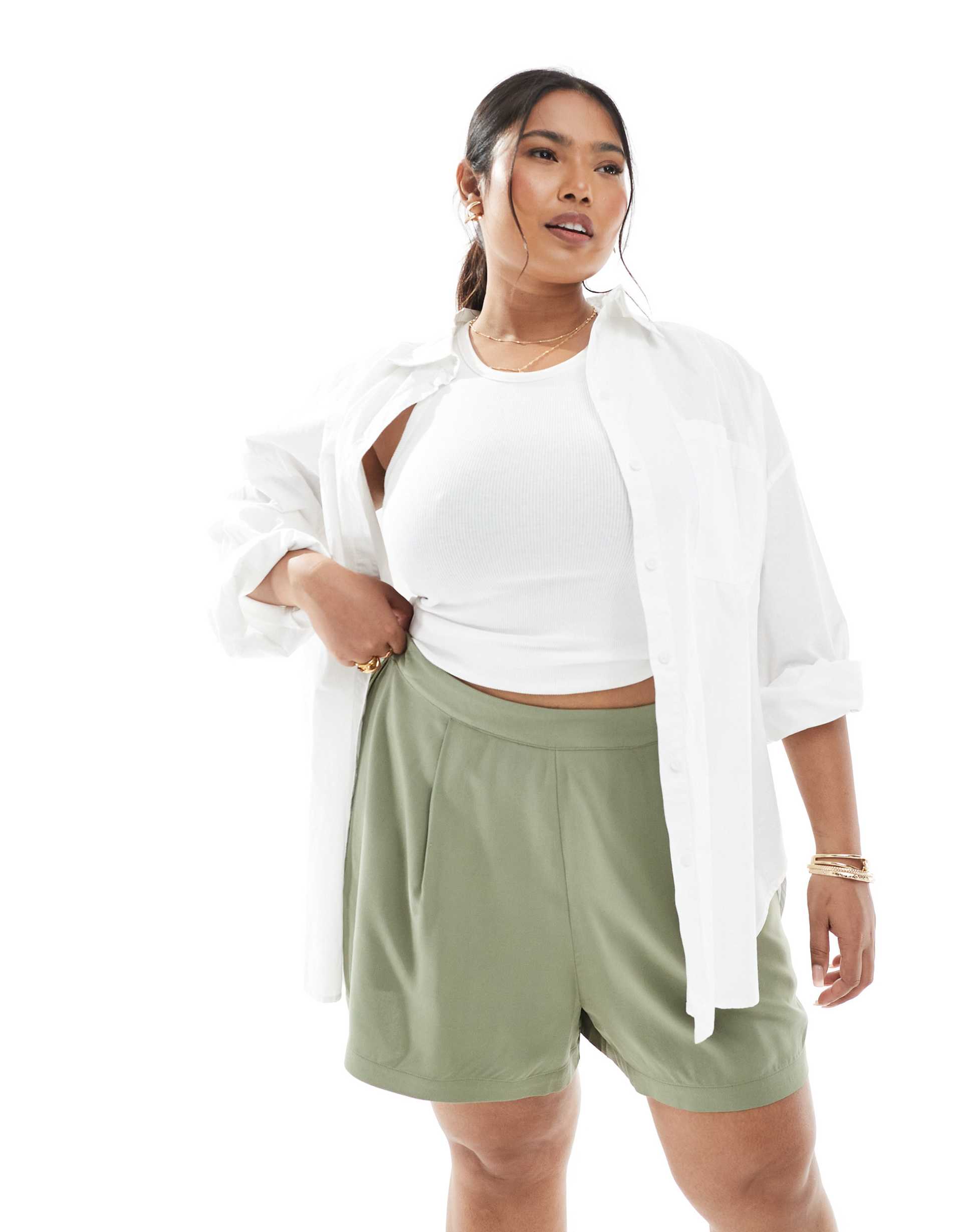 asos design curve pull on shorts in olive green