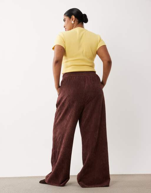 ASOS DESIGN Curve pull on waist wide leg corduroy pants in chocolate, 5 of 5