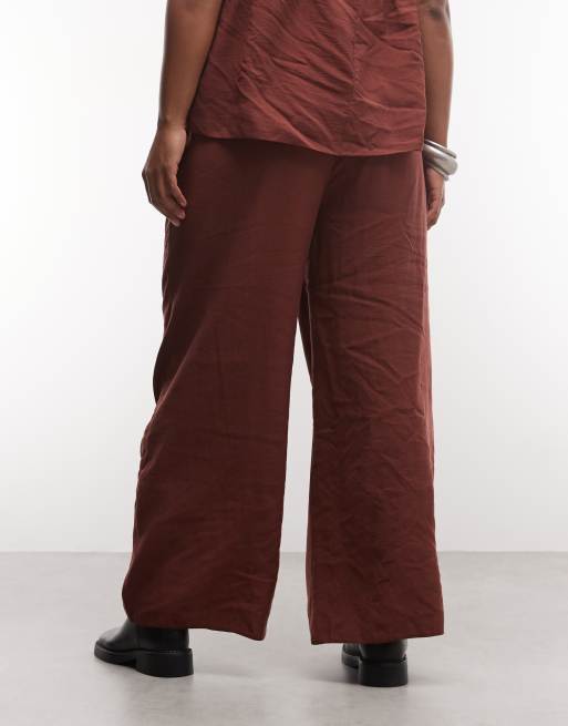 ASOS DESIGN Curve pull on wide leg pants with split in chocolate, 4 of 5