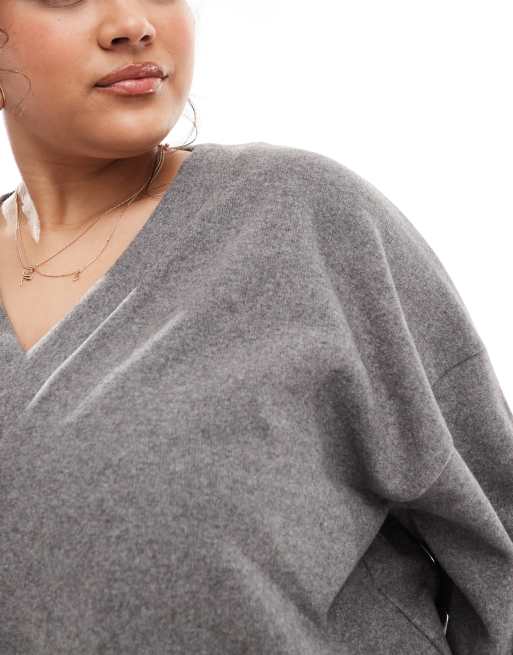 ASOS DESIGN Curve - Pull oversize ultra doux à col V - Anthracite, 3 de 4