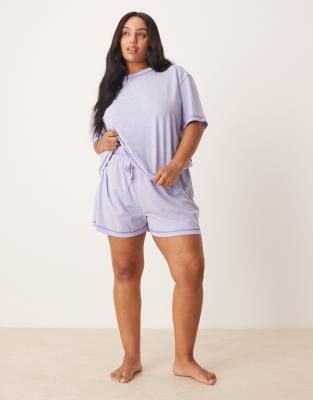 ASOS DESIGN Curve - Pyjama aus Oversize-T-Shirt und Shorts in Flieder meliert-Lila