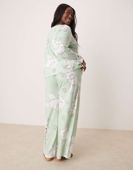 ASOS DESIGN Curve – Pyjama in Grau mit Häschen-Print, aus langärmligem Oberteil und Hose, 2 von 4