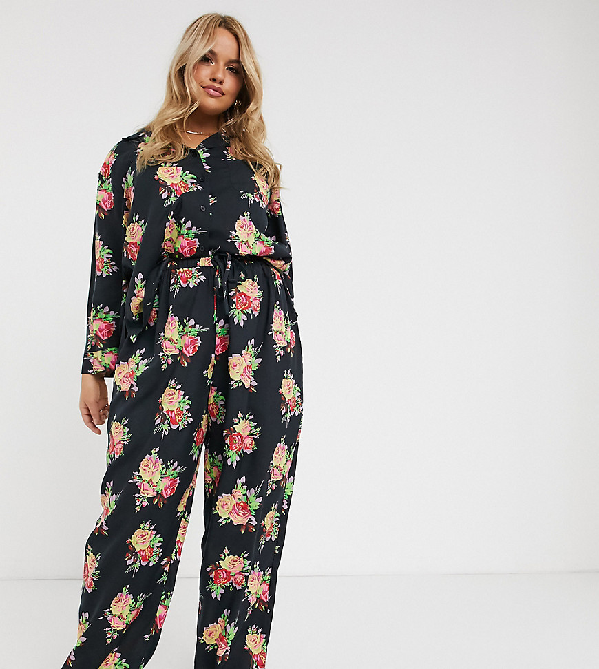 ASOS DESIGN Curve - Pyjamaset van 100% modal met jasje en broek met bloemenprint-Groen