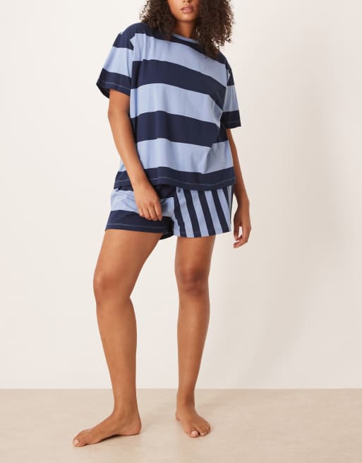 ASOS DESIGN Curve - Pyjamassæt med shorts og oversized T-shirts med blandede marineblå/blå striber