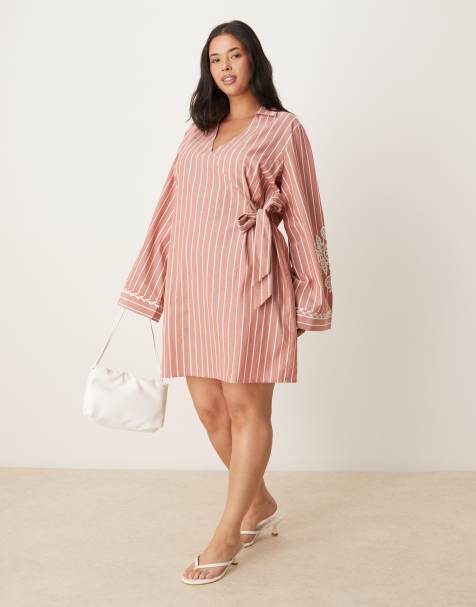 ASOS DESIGN Curve – Randig omlottskjorta med broderi och breda ärmslut - view 1