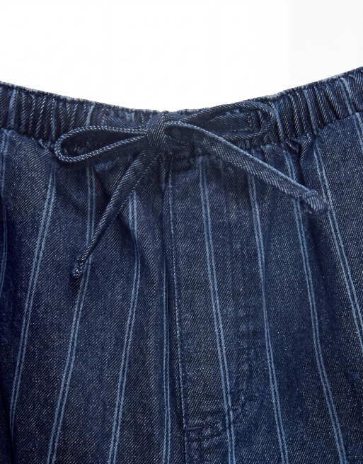 ASOS DESIGN Curve – Randiga jeansshorts i dra på-modell, 7 av 7