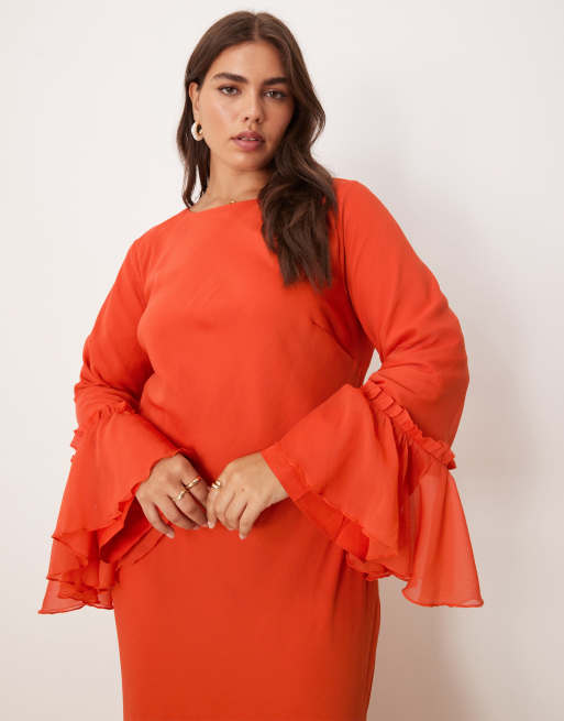 ASOS DESIGN Curve - Rød lagdelt langærmet maxikjole i chiffon med flæser, 4 af 4