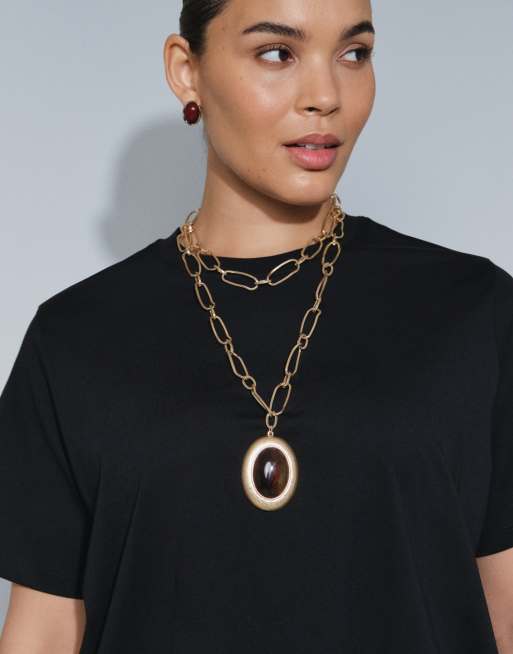 ASOS DESIGN Curve regular fit crew neck t-shirt in black, 2 of 4