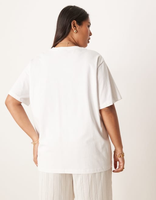 ASOS DESIGN Curve regular fit t-shirt with orange fruit graphic in white, 4 of 4