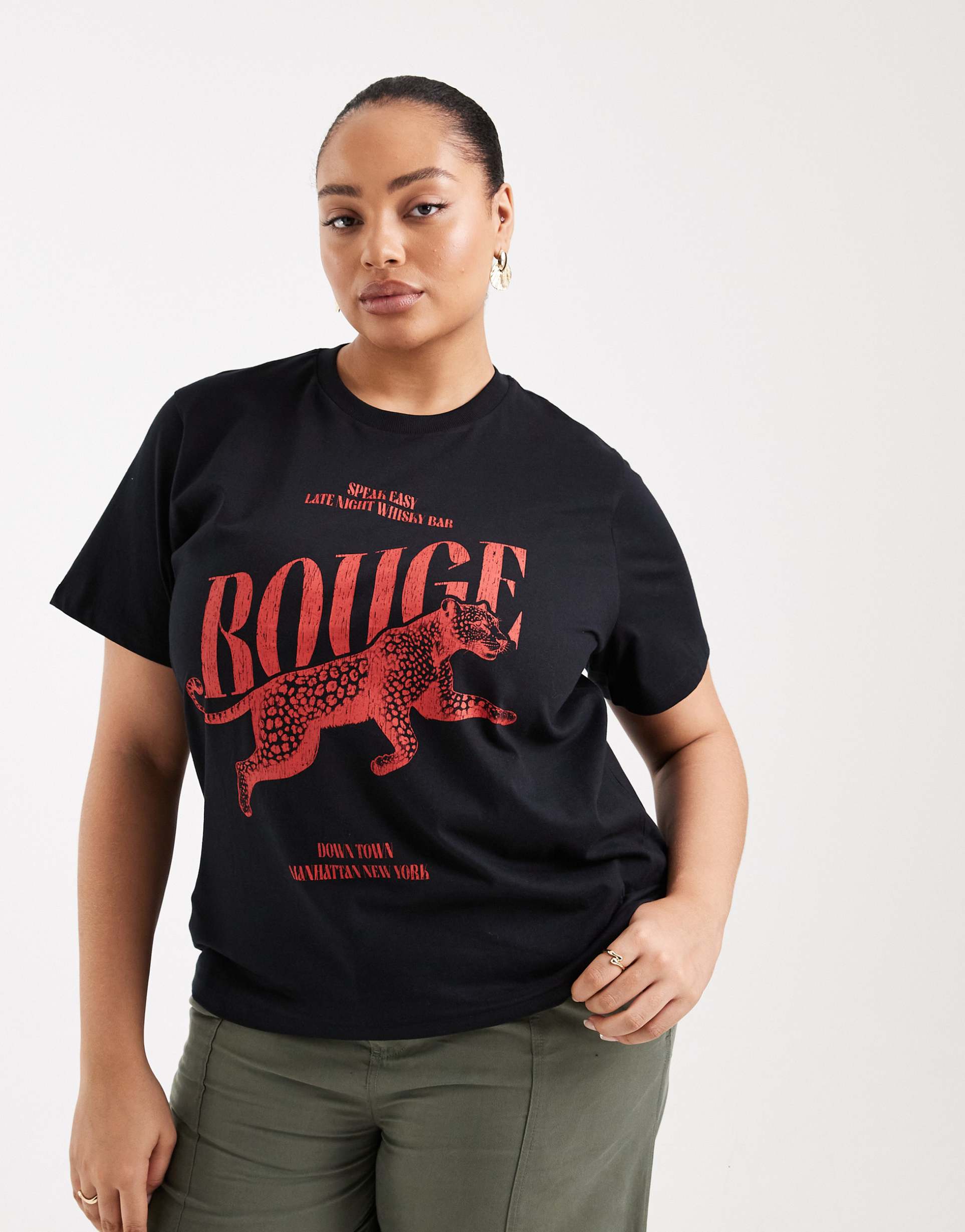 asos design curve regular t-shirt with leopard graphic in black