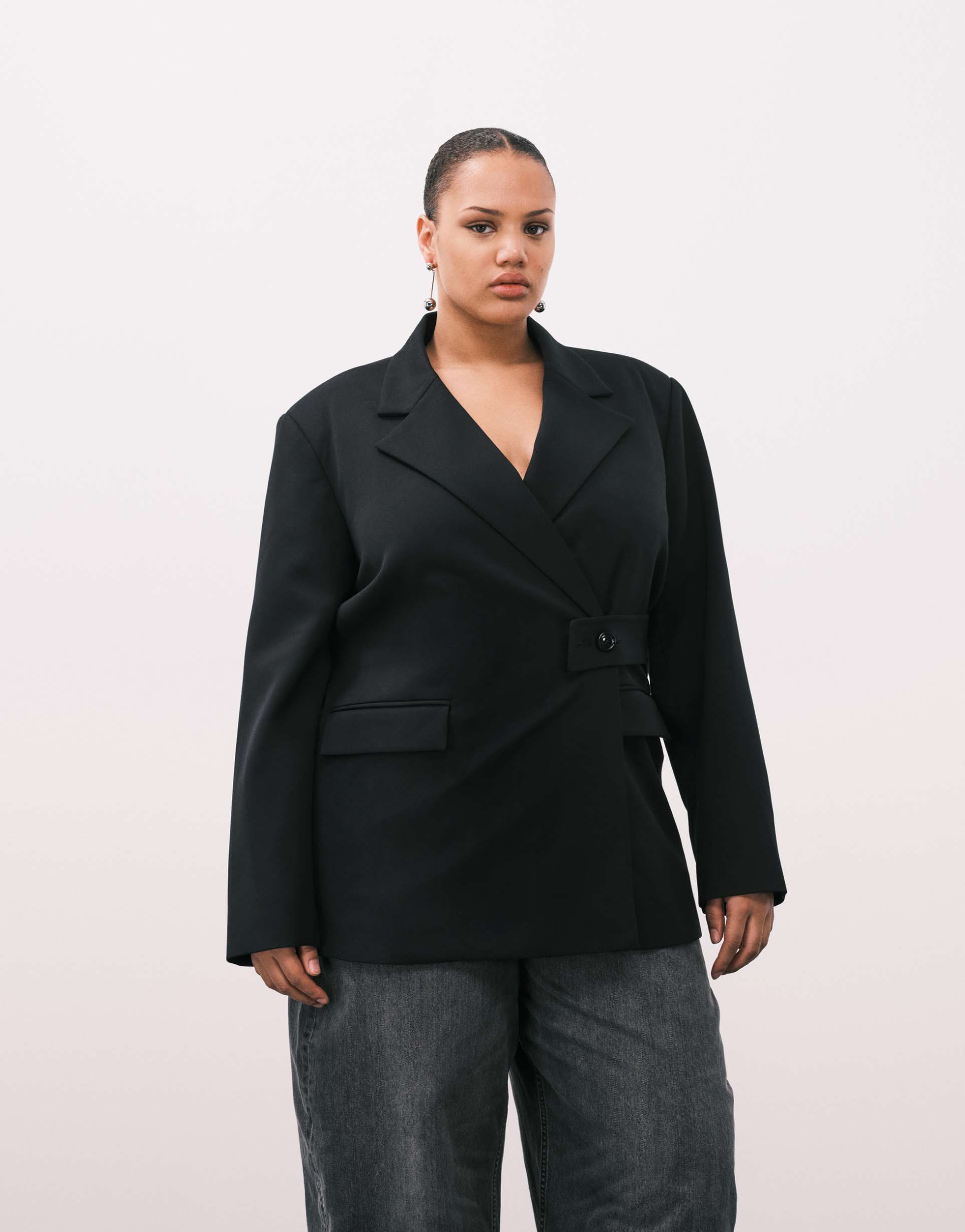 asos design curve relaxed blazer with belt detail in black
