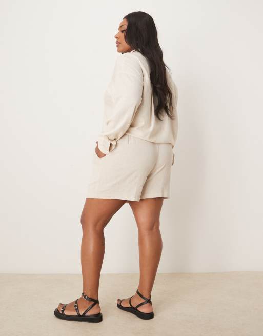 ASOS DESIGN Curve relaxed dad shorts with linen in stone, 4 of 5