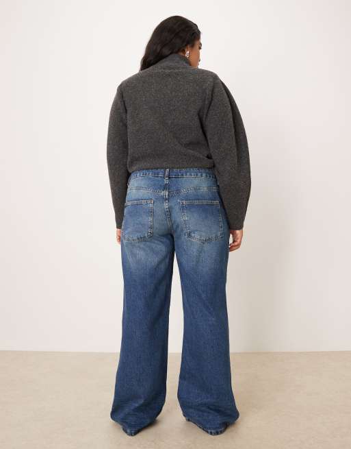 ASOS DESIGN Curve relaxed flare jean in dark midwash, 2 of 5