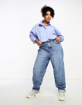ASOS DESIGN Curve relaxed mom jeans in mid blue - ASOS Price Checker